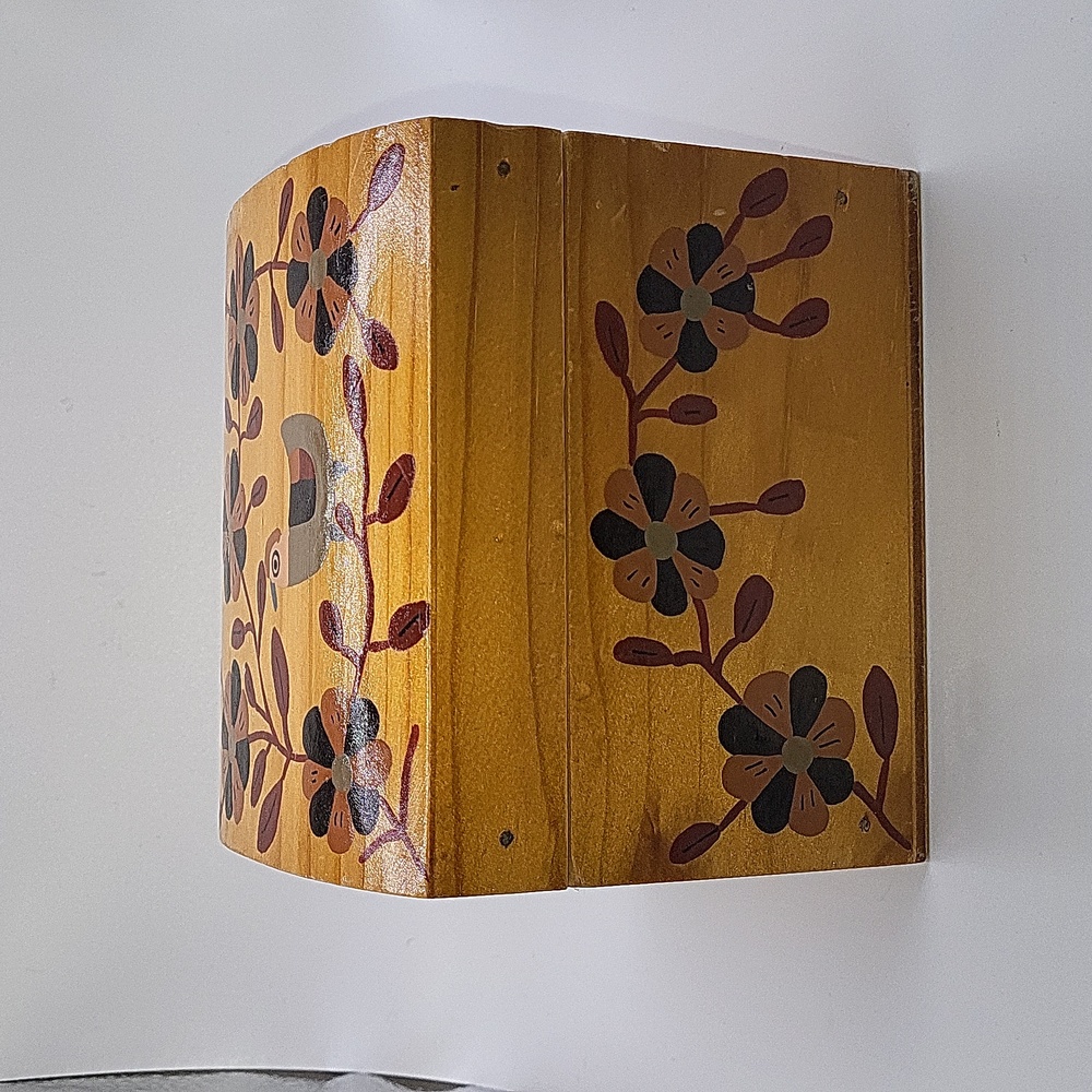 EL Salvador Crafts Trinket Box. Handmade